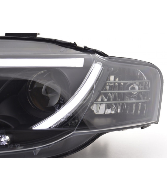 Phares - Phare Daylight à LED DRL look Audi A4 type 8E 04-08 noir pour conduite